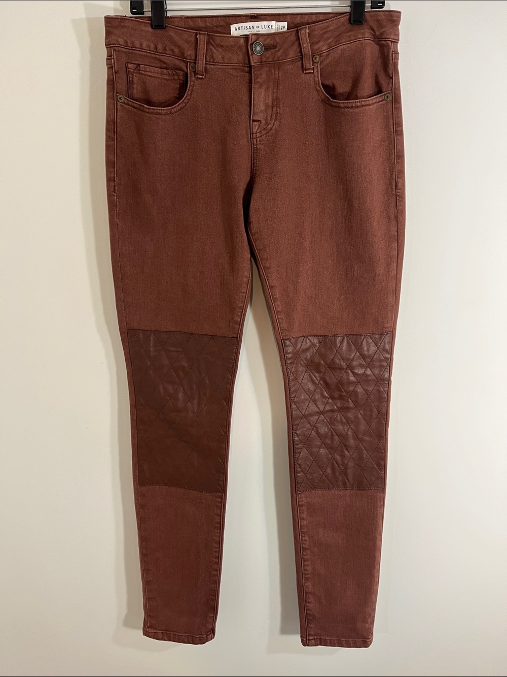 Artisan de luxe rust-brown skinny jeans featuring distinctive knee patches 29